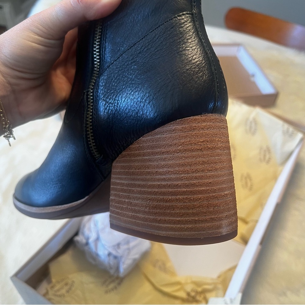 NIB Kork Ease knee- high leather Avril boot in black - Picture 7 of 9